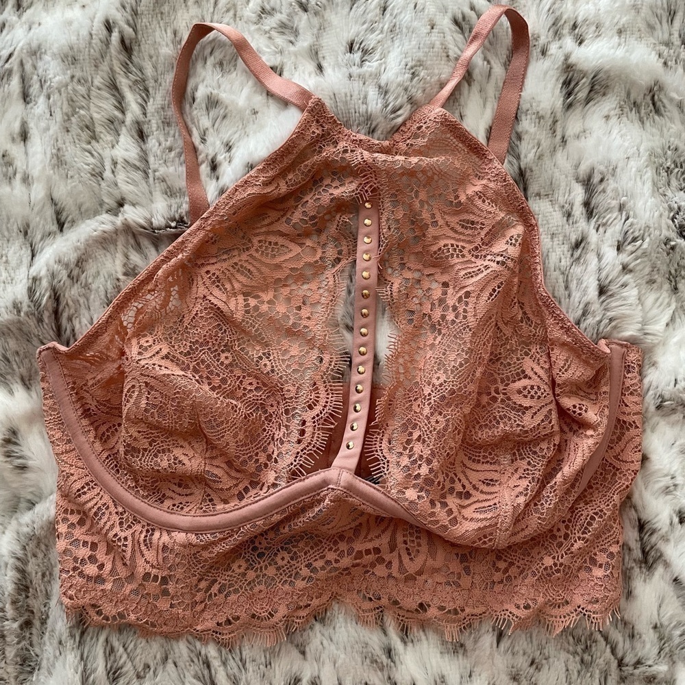 Victoria’s Secret Very Sexy Plunge Bra 34C Panty M NWT 🆕 Lingerie Set 🩷🩷 - Picture 6 of 16